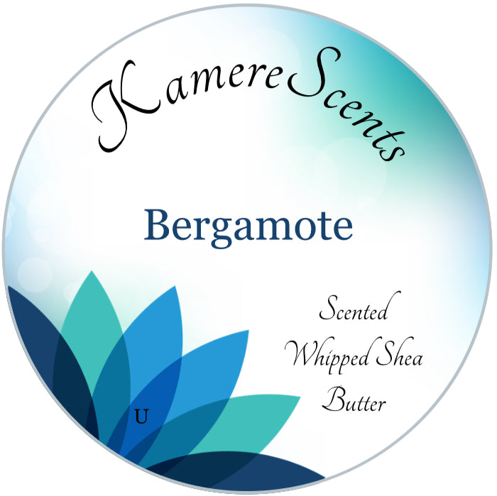 Bergamote-scented whipped shea butter with a delightfully sweet aroma. The whipped shea butter glides onto the body and releases a calming scent. The moisturizing ingredients help relieve dry skin.  A blend of natural shea butter, almond, coconut, and jojoba oils. Infused with Bergamote-scented oil.